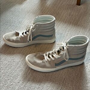 Vans Men’s high top sneakers